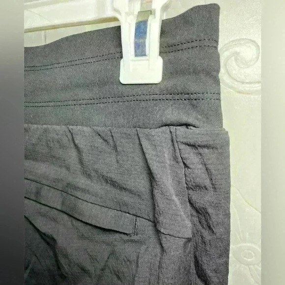 Athleta Trekkie North Jogger Black Pull On Pant Women’s Size 6 - Picture 8 of 16